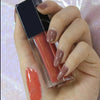 Gloss Éclat Floral : Captive la lumière comme une fleur au soleil.