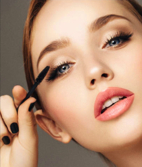 Mascara noir teinte 1