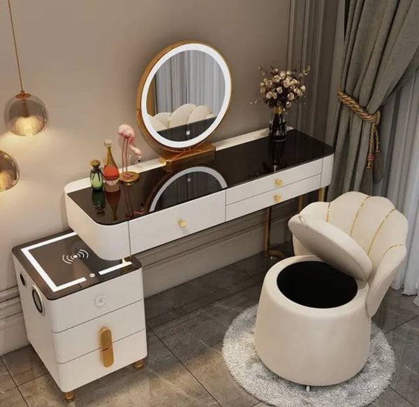 Coiffeuse de chambre